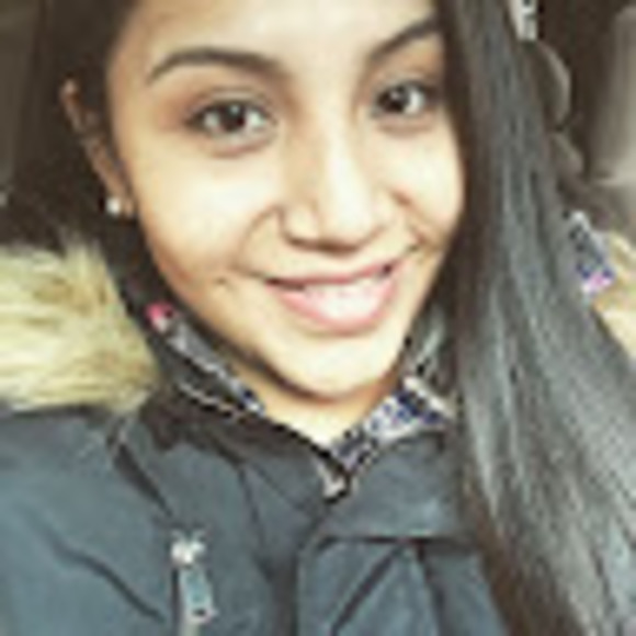 Meet your Posher, Carmen - Picture 1 of 1